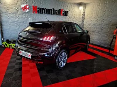 Vendo Peugeot e-208 2022 - 27500 EUR, 7504 km - AUTO.MOTO.pt