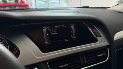 Vendo Audi A4 Avant 2008 - 9990 EUR, 300335 km - AUTO.MOTO.pt