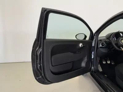 Sell Abarth 595C 2020 - 22950 EUR, 11186 km - AUTO.MOTO.pt