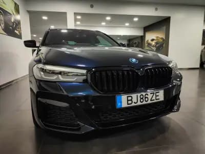 Vendo BMW 530 2024 - 43500 EUR, 41000 km - AUTO.MOTO.pt
