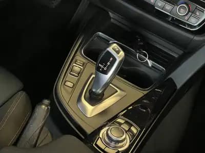 Vendo BMW 320 2017 - 19990 EUR, 185000 km - AUTO.MOTO.pt