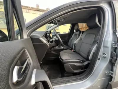 Vendo Renault Captur 2021 - 14950 EUR, 119000 km - AUTO.MOTO.pt