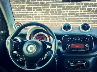 Vendo Smart Fortwo Cabrio 2017 - 10500 EUR, 58000 km - AUTO.MOTO.pt