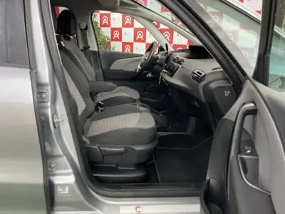 Vendo Citroën Grand C4 Spacetourer 2021 - 22490 EUR, 84915 km - AUTO.MOTO.pt