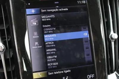 Vendo Volvo V60 2021 - 24990 EUR, 154000 km - AUTO.MOTO.pt