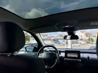 Vendo Citroën C4 Cactus 2018 - 13950 EUR, 127000 km - AUTO.MOTO.pt