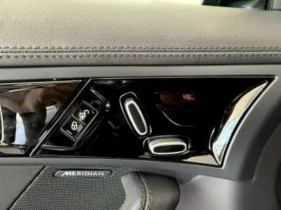 Vendo Jaguar F-Type 2018 - 46000 EUR, 64200 km - AUTO.MOTO.pt