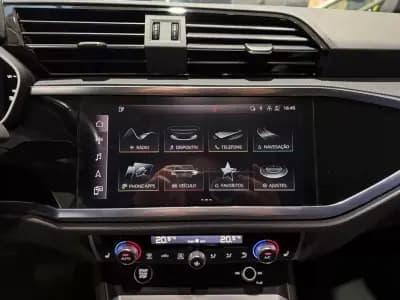 Vendo Audi Q3 Sportback 2021 - 36999 EUR, 74000 km - AUTO.MOTO.pt