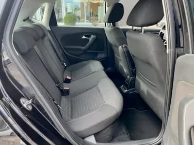 Vendo Volkswagen Polo 2015 - 8750 EUR, 140000 km - AUTO.MOTO.pt