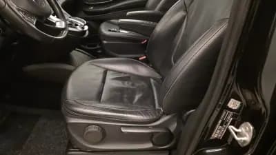 Vendo Mercedes-Benz V 220 2016 - 29900 EUR, 321809 km - AUTO.MOTO.pt