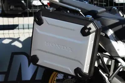 Vendo mota Honda Africa Twin 2019 - 12000 EUR, 35000 km - AUTO.MOTO.pt