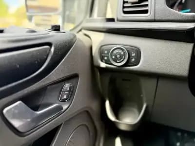 Vendo Ford Transit 2021 - 19965 EUR, 121500 km - AUTO.MOTO.pt