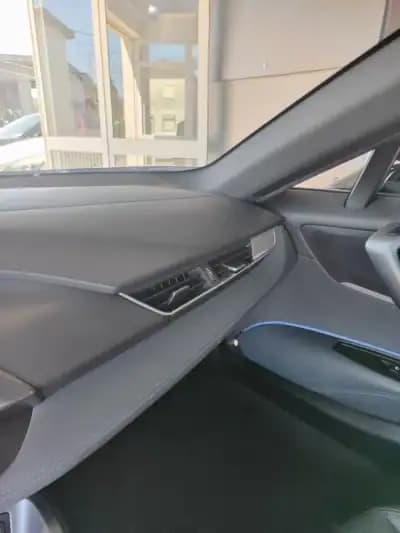 Sell BMW i8 2017 - 65500 EUR, 96600 km - AUTO.MOTO.pt