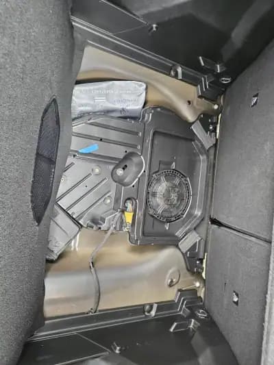 Sell Peugeot 2008 2021 - 19500 EUR, 61150 km - AUTO.MOTO.pt