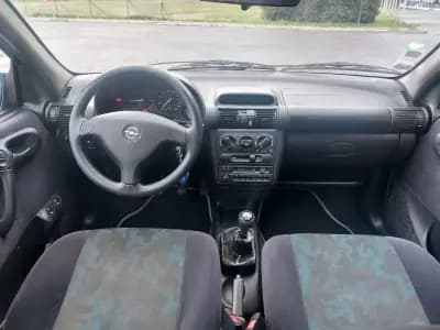 Sell Opel Corsa 2000 - 2590 EUR, 137682 km - AUTO.MOTO.pt
