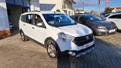 Vendo Dacia Lodgy 2021 - 15900 EUR, 130712 km - AUTO.MOTO.pt