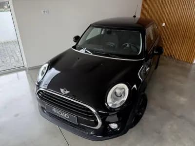 Vendo MINI One 2016 - 12999 EUR, 132000 km - AUTO.MOTO.pt