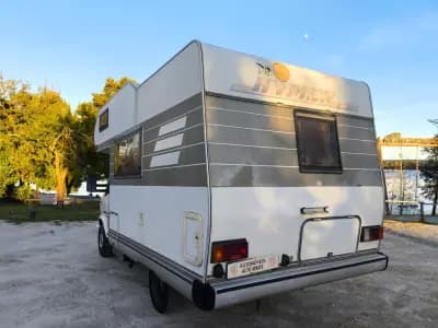 Vendo Fiat Ducato 1992 - 13965 EUR, 207000 km - AUTO.MOTO.pt