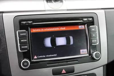 Vendo Volkswagen Passat 2011 - 10990 EUR, 174000 km - AUTO.MOTO.pt