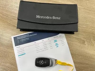 Sell Mercedes-Benz A 180 2021 - 22999 EUR, 70121 km - AUTO.MOTO.pt