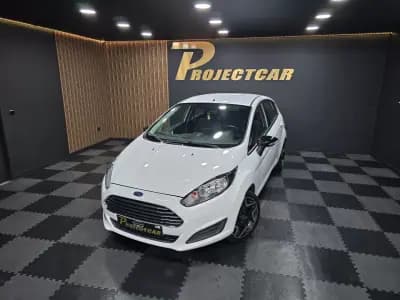 Sell Ford Fiesta 2015 - 10750 EUR, 165000 km - AUTO.MOTO.pt
