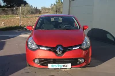 Vendo Renault Clio 2015 - 11500 EUR, 98759 km - AUTO.MOTO.pt