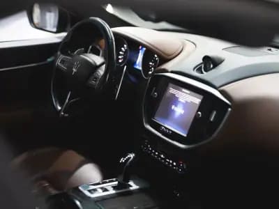 Sell Maserati Ghibli 2015 - 34990 EUR, 192000 km - AUTO.MOTO.pt