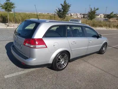 Vendo Opel Vectra Caravan 2007 - 2950 EUR, 221508 km - AUTO.MOTO.pt