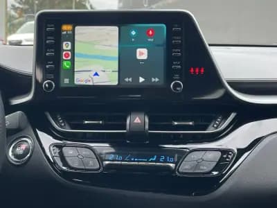 Vendo Toyota C-HR 2022 - 31400 EUR, 74000 km - AUTO.MOTO.pt