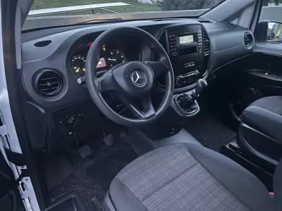 Vendo Mercedes-Benz Vito Tourer 2018 - 24900 EUR, 170000 km - AUTO.MOTO.pt