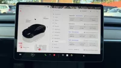 Vendo Tesla Model 3 2022 - 31900 EUR, 57000 km - AUTO.MOTO.pt