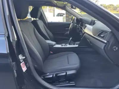 Vendo BMW 318 2015 - 13900 EUR, 260000 km - AUTO.MOTO.pt