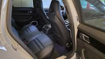 Sell Porsche Panamera Sport Turismo 2024 - 119900 EUR, 45564 km - AUTO.MOTO.pt