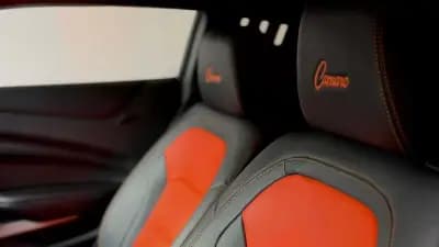 Sell Chevrolet Camaro 2019 - 54900 EUR, 60000 km - AUTO.MOTO.pt