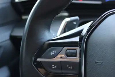 Vendo Peugeot 508 2021 - 22900 EUR, 49258 km - AUTO.MOTO.pt