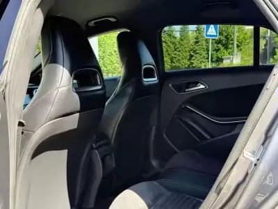 Vendo Mercedes-Benz CLA 200 2015 - 18999 EUR, 248500 km - AUTO.MOTO.pt