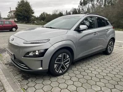 Sell Hyundai Kauai 2023 - 23900 EUR, 81000 km - AUTO.MOTO.pt