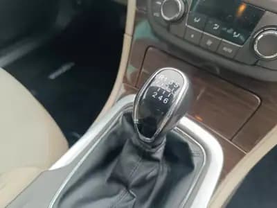 Sell Opel Insignia 2010 - 7500 EUR, 206000 km - AUTO.MOTO.pt