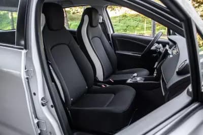 Sell Renault Zoe 2020 - 12900 EUR, 44743 km - AUTO.MOTO.pt