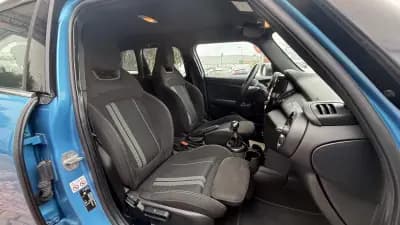 Vendo MINI Cooper 2018 - 19990 EUR, 102000 km - AUTO.MOTO.pt