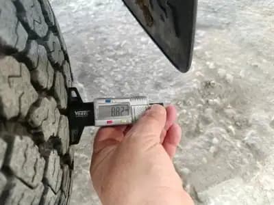 Sell Toyota Hilux 2018 - 31500 EUR, 120000 km - AUTO.MOTO.pt