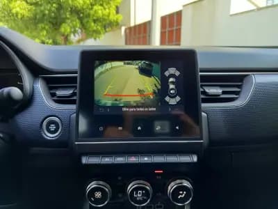 Vendo Renault Arkana 2022 - 21990 EUR, 99740 km - AUTO.MOTO.pt