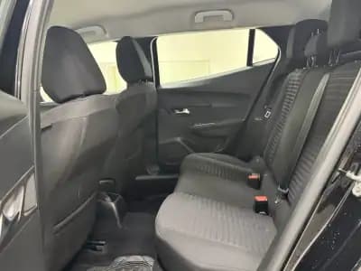 Vendo Peugeot 2008 2021 - 17890 EUR, 103000 km - AUTO.MOTO.pt