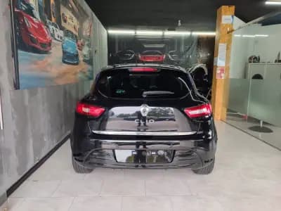 Vendo Renault Clio 2017 - 10500 EUR, 112820 km - AUTO.MOTO.pt