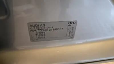 Sell Audi A6 Avant 2013 - 19900 EUR, 238360 km - AUTO.MOTO.pt