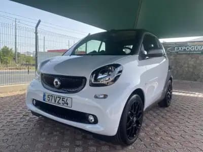 Sell Smart Fortwo Cabrio 2019 - 17900 EUR, 40794 km - AUTO.MOTO.pt