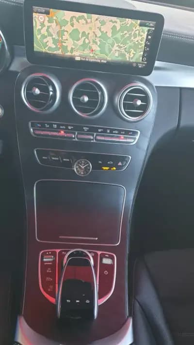 Vendo Mercedes-Benz C 300 2020 - 24999 EUR, 175000 km - AUTO.MOTO.pt