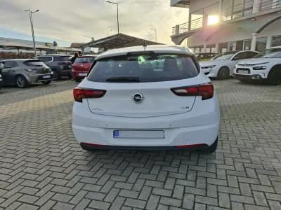 Vendo Opel Astra 2016 - 11000 EUR, 81600 km - AUTO.MOTO.pt