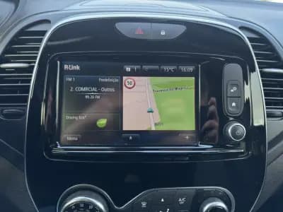 Vendo Renault Captur 2018 - 14500 EUR, 48000 km - AUTO.MOTO.pt