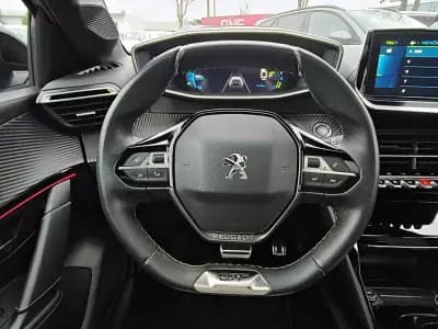 Sell Peugeot e-208 2020 - 17900 EUR, 72078 km - AUTO.MOTO.pt